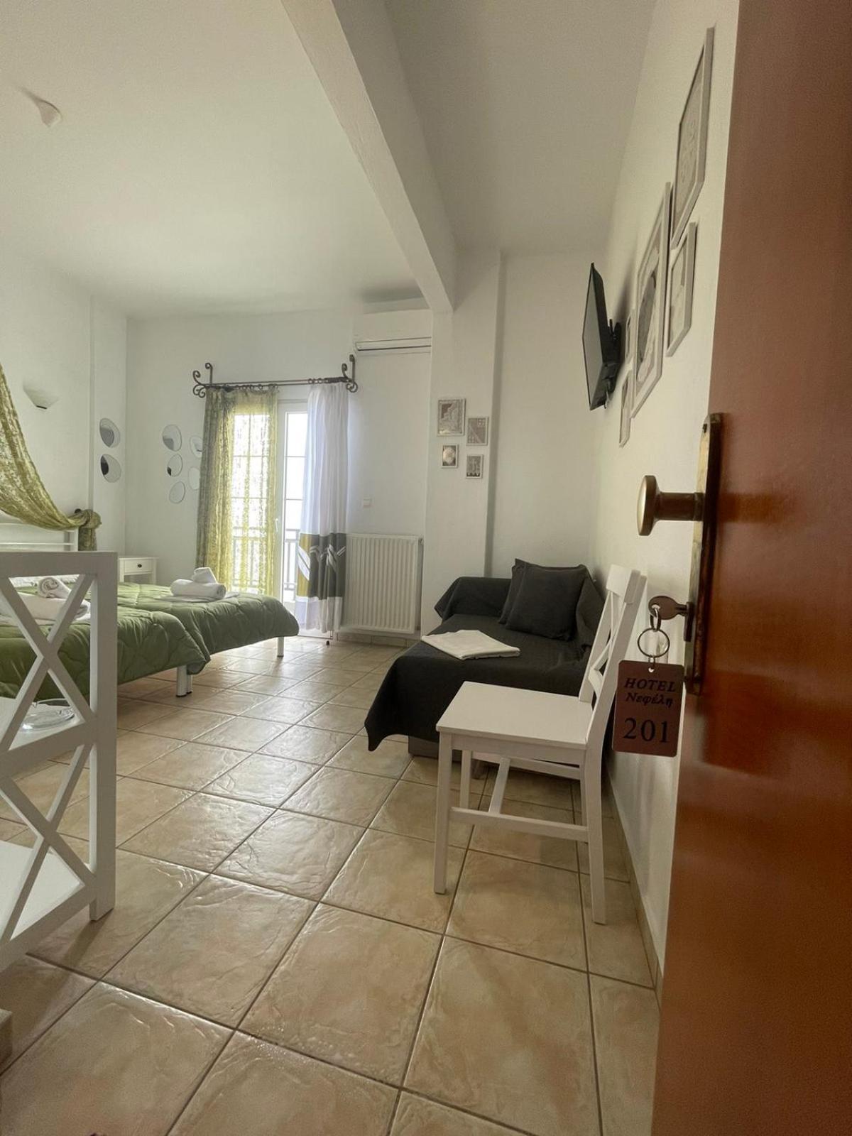 Nepheli Hotel Paralía Kültér fotó