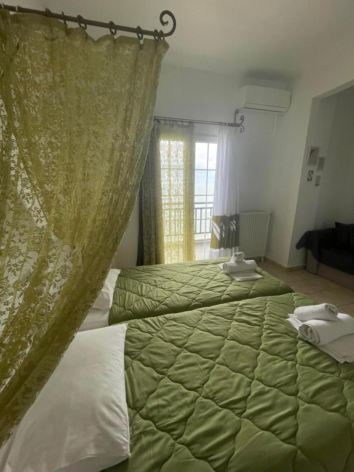 Nepheli Hotel Paralía Kültér fotó