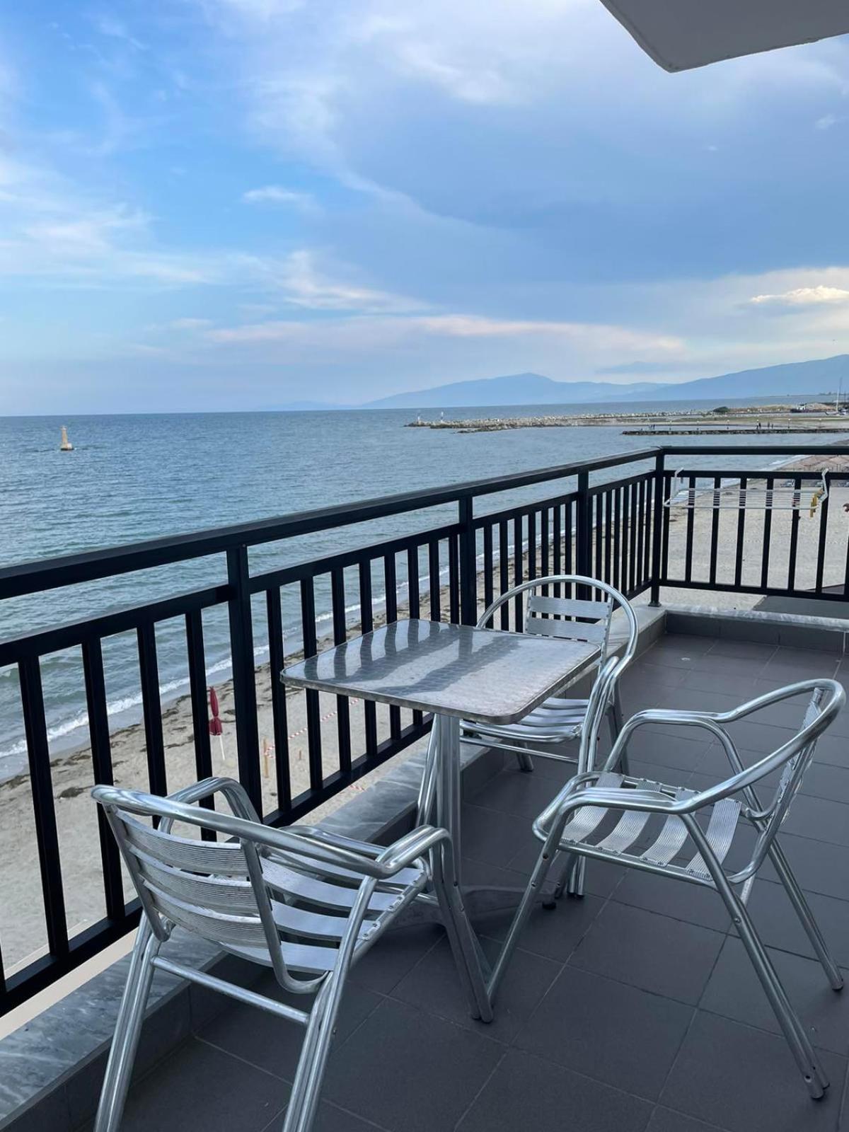 Nepheli Hotel Paralía Kültér fotó