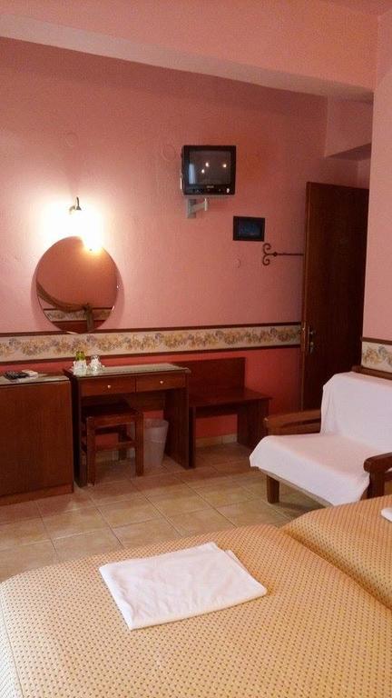 Nepheli Hotel Paralía Kültér fotó
