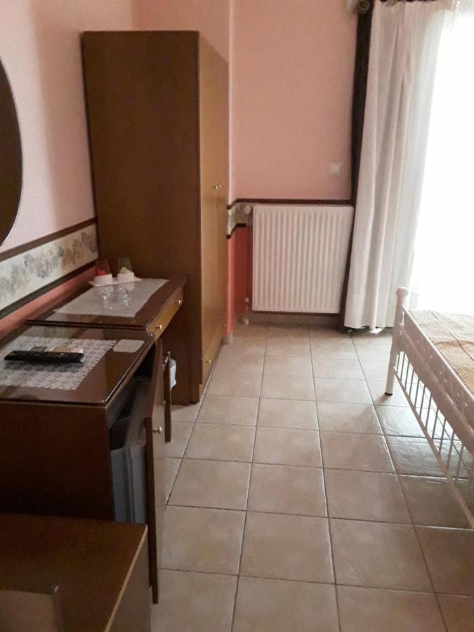 Nepheli Hotel Paralía Kültér fotó